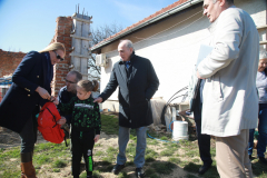 1-Naslovna-foto